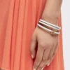 Brazalete Twist en piel de becerro blanco suave Brazalete Twist en piel de becerro blanco suave