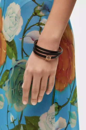 Brazalete Twist en piel de becerro negro