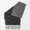 Bufanda Anagram en alpaca y lana Gris oscuro/Negro Bufanda Anagram en alpaca y lana Gris oscuro/Negro