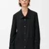 Camisa adornada de algodón negro Camisa adornada de algodón negro