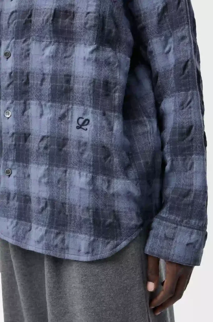 Camisa de lana y algodón azul marino