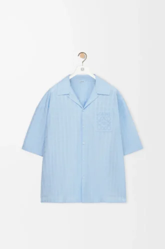 Camisa de manga corta de algodón azul claro
