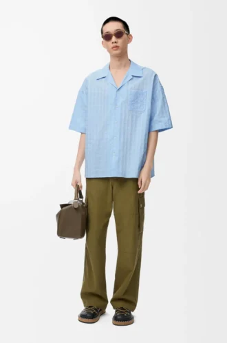 Camisa de manga corta de algodón azul claro