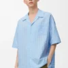 Camisa de manga corta de algodón azul claro Camisa de manga corta de algodón azul claro