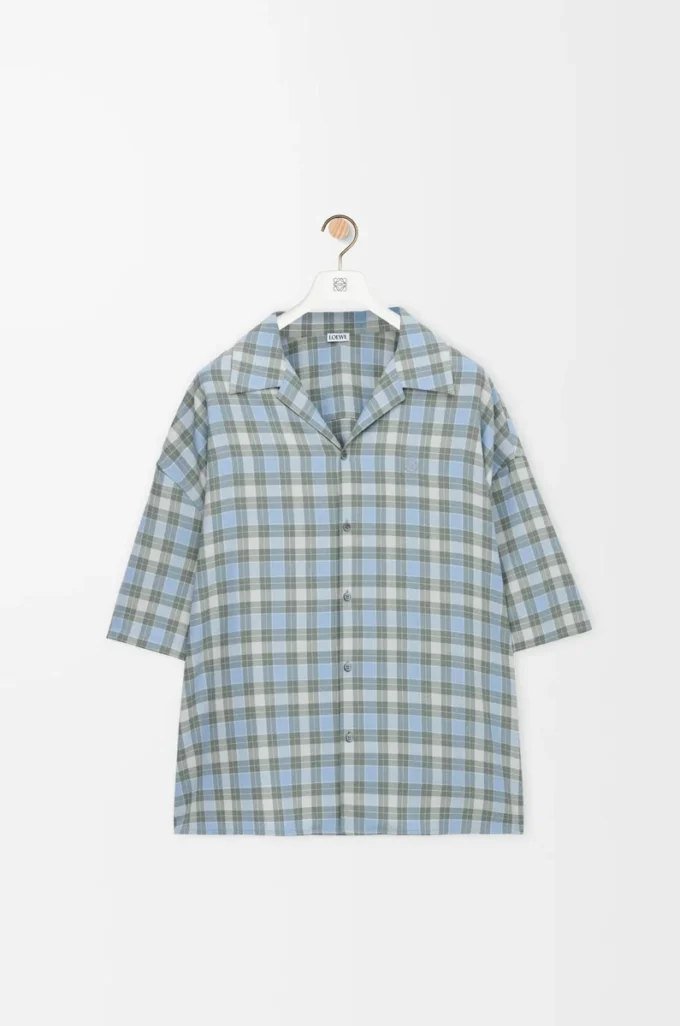 Camisa de manga corta en mezcla de lana azul claro/blanco Camisa de manga corta en mezcla de lana azul claro/blanco