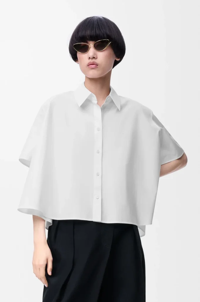 Camisa trapecio de manga corta en algodón blanco Camisa trapecio de manga corta en algodón blanco
