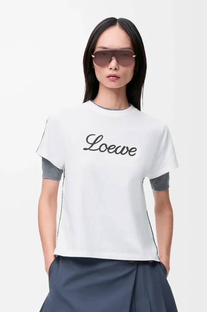 Camiseta de corte holgado en algodón blanco Camiseta de corte holgado en algodón blanco