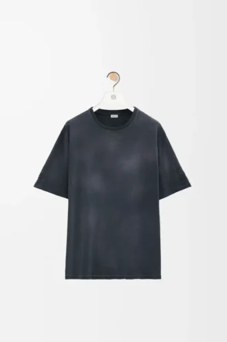 Camiseta holgada de algodón. Color negro.