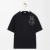 Camiseta holgada de algodón. Color negro.