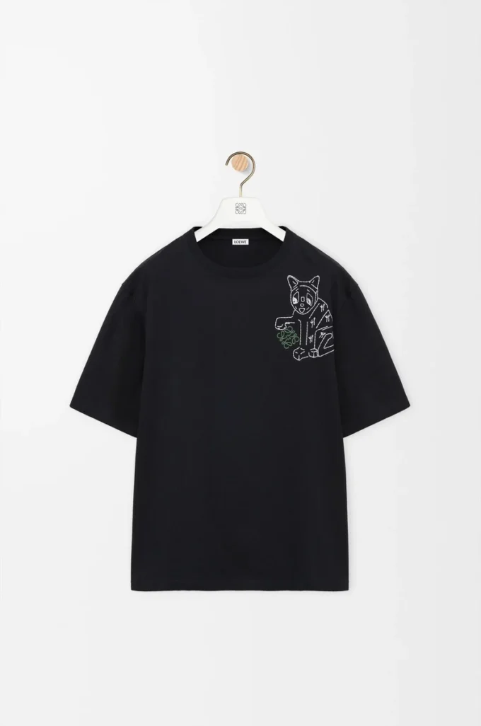 Camiseta holgada de algodón. Color negro.