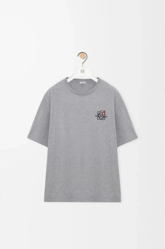 Camiseta holgada de algodón gris jaspeado.