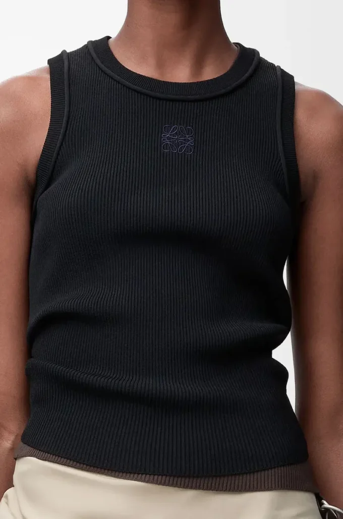 Camiseta sin mangas con anagrama en viscosa elástica negra Camiseta sin mangas con anagrama en viscosa elástica negra