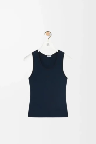 Camiseta sin mangas de seda azul marino intenso