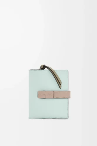 Cartera compacta con cremallera en piel de becerro granulada suave Frozen/Clay