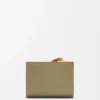 Cartera compacta Puzzle en piel de becerro clásica Ginger/Sea Salt Cartera compacta Puzzle en piel de becerro clásica Ginger/Sea Salt