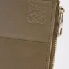 Cartera compacta y delgada en piel de becerro brillante    Verde caqui oscuro/Verde caqui