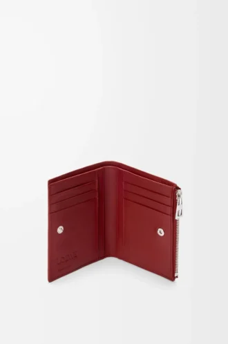 Cartera compacta y delgada en piel de becerro clásica rojo quemado