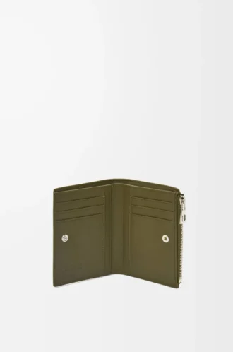 Cartera compacta y delgada en piel de becerro clásica texturizada Dark Khaki