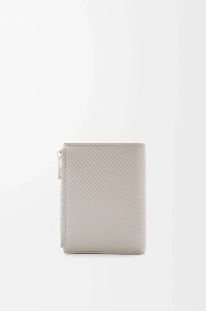 Cartera compacta y delgada en piel de becerro clásica texturizada gris concha