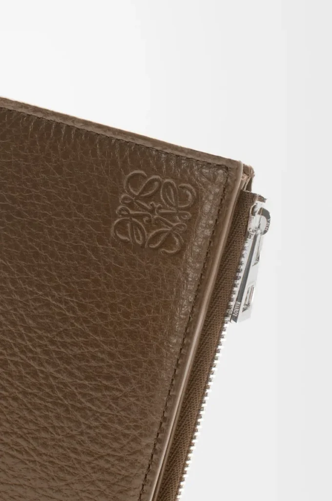 Cartera compacta y delgada en piel de ciervo Tundra