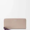 Cartera con cremallera y nudo en piel de becerro napa brillante Clay/Plum
