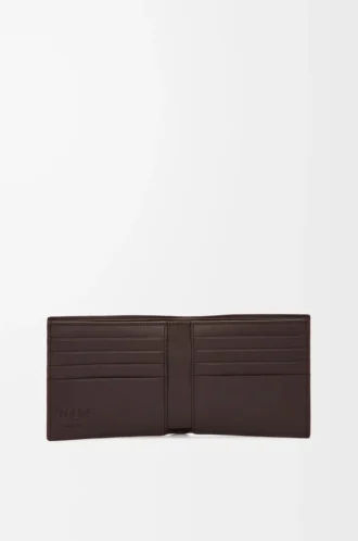 Cartera doble en piel de becerro satinada marrón oscuro Cartera doble en piel de becerro satinada marrón oscuro