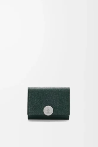 Cartera plegable de tres pliegues en piel de becerro granulada Pebble, color Sherwood