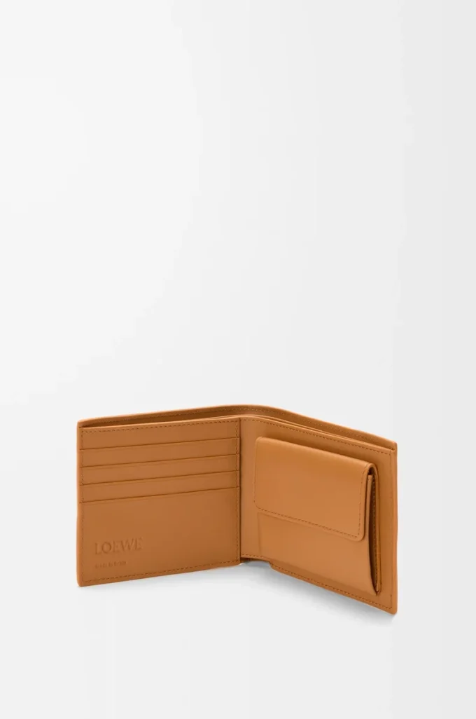 Cartera plegable Puzzle para monedas en piel de becerro granulada flexible, color marrón claro cañón