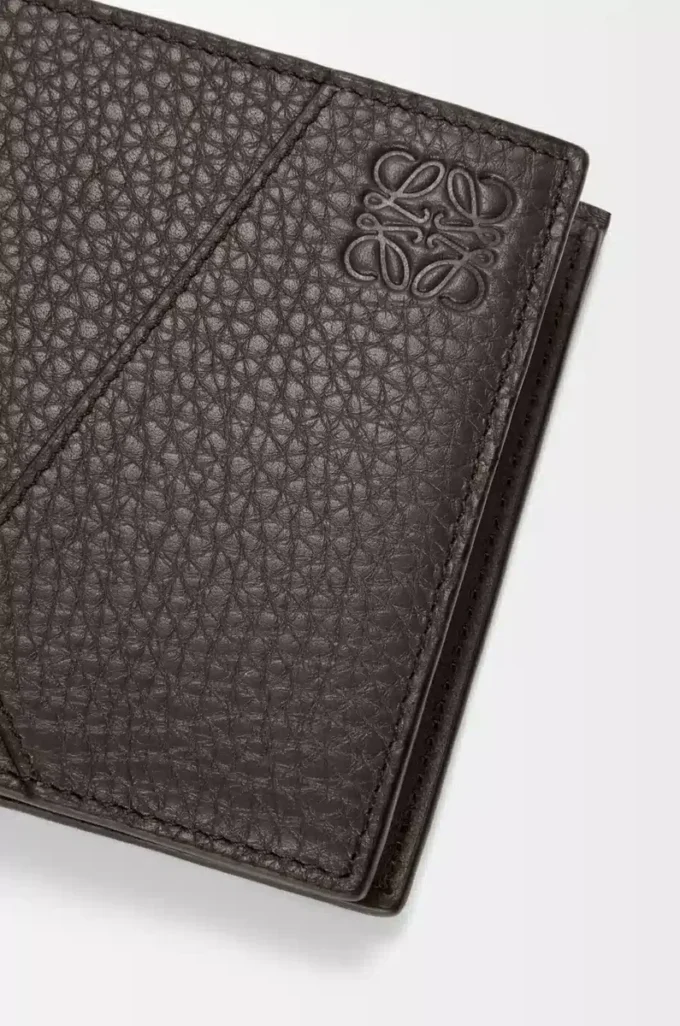 Cartera plegable Puzzle para monedas en piel de becerro granulada flexible Gris oscuro Cartera plegable Puzzle para monedas en piel de becerro granulada flexible Gris oscuro
