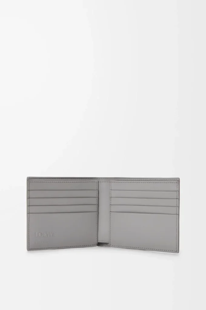 Cartera Puzzle con doble pliegue en piel de becerro clásica marrón invierno/gris ceniza