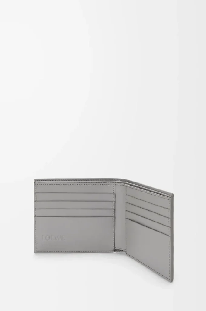Cartera Puzzle con doble pliegue en piel de becerro clásica marrón invierno/gris ceniza