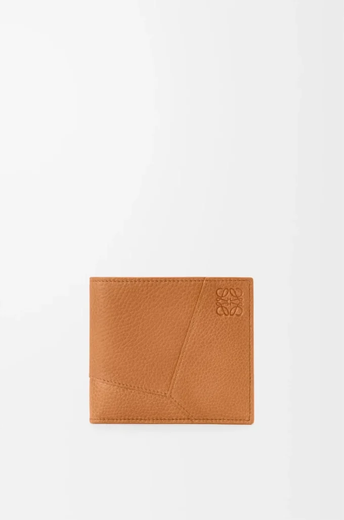 Cartera Puzzle de doble pliegue en suave piel de becerro granulada, color marrón claro cañón