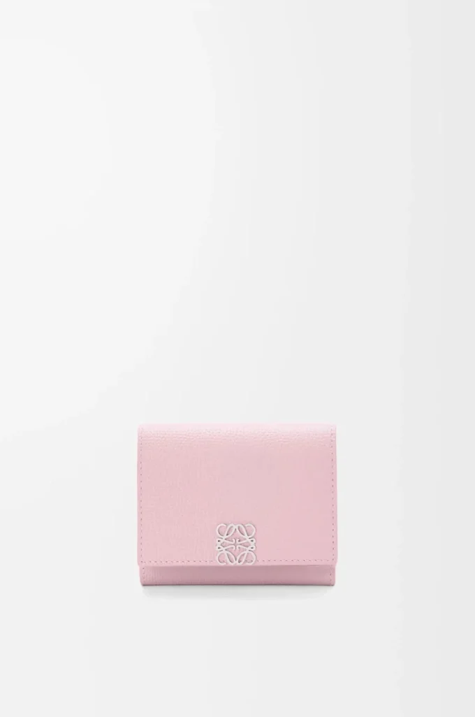 Cartera tríptica Anagram en piel de becerro granulada Blossom