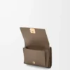 Cartera tríptica Anagram en piel de becerro granulada Taupe