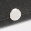 Cartera vertical pequeña Pebble en piel de becerro granulada color negro Cartera vertical pequeña Pebble en piel de becerro granulada color negro