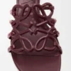 Chanclas Petal Anagram de piel de becerro suave Burdeos oscuro Chanclas Petal Anagram de piel de becerro suave Burdeos oscuro