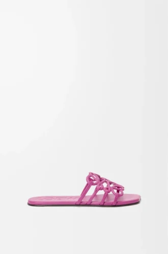 Chanclas Petal Anagram en piel de becerro suave fucsia