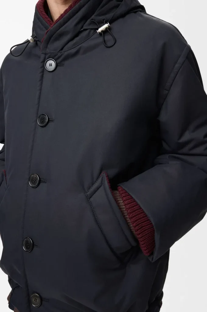 Chaqueta acolchada de algodón técnico azul marino Chaqueta acolchada de algodón técnico azul marino