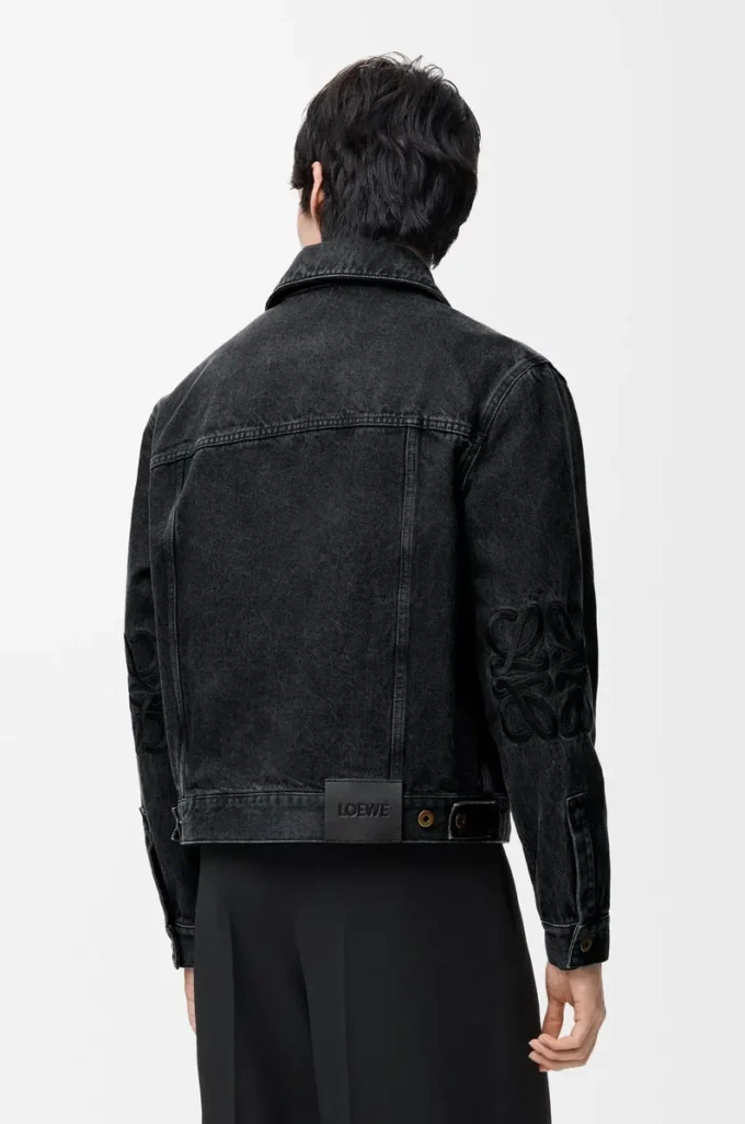 Chaqueta Anagram en denim negro Chaqueta Anagram en denim negro