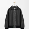 Chaqueta bomber de piel de cordero napa. Negro