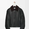 Chaqueta bomber de piel de cordero napa. Negro/Marrón. Chaqueta bomber de piel de cordero napa. Negro/Marrón.