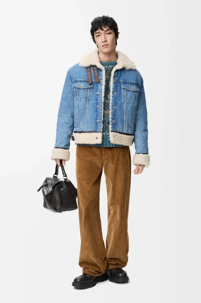 Chaqueta camionera en denim y piel de oveja azul denim