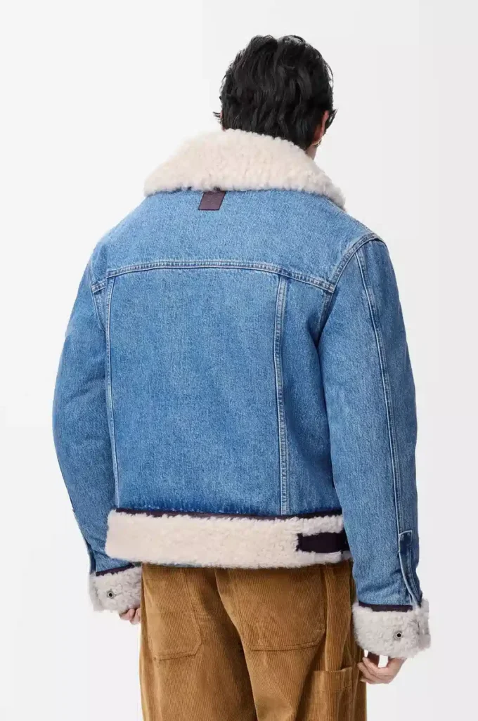 Chaqueta camionera en denim y piel de oveja azul denim