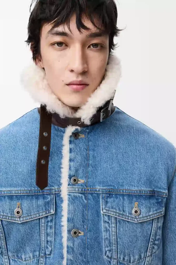 Chaqueta camionera en denim y piel de oveja azul denim