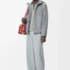 Chaqueta con capucha de algodón gris claro Chaqueta con capucha de algodón gris claro