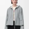 Chaqueta con capucha de algodón gris claro Chaqueta con capucha de algodón gris claro