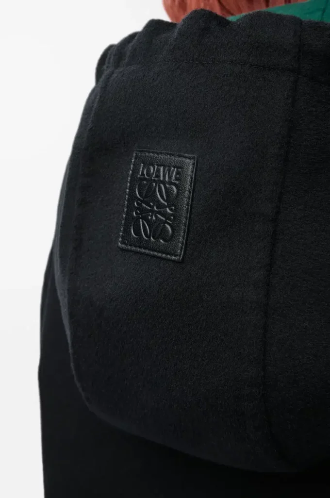 Chaqueta con capucha de lana y cachemira Negro/Verde Chaqueta con capucha de lana y cachemira Negro/Verde
