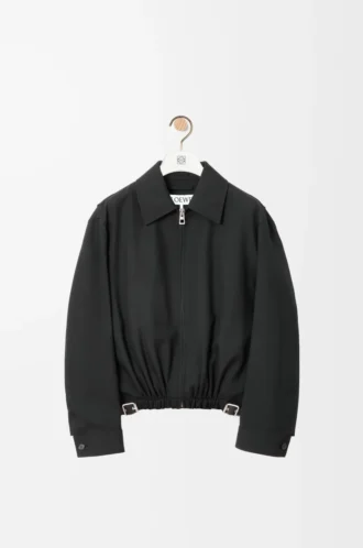 Chaqueta con cinturón de lana negra Chaqueta con cinturón de lana negra