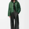 Chaqueta con puños vueltos de piel de cordero napa verde oscuro Chaqueta con puños vueltos de piel de cordero napa verde oscuro