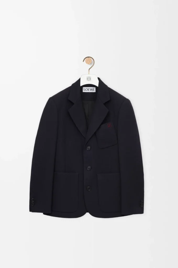 Chaqueta de lana azul marino oscuro